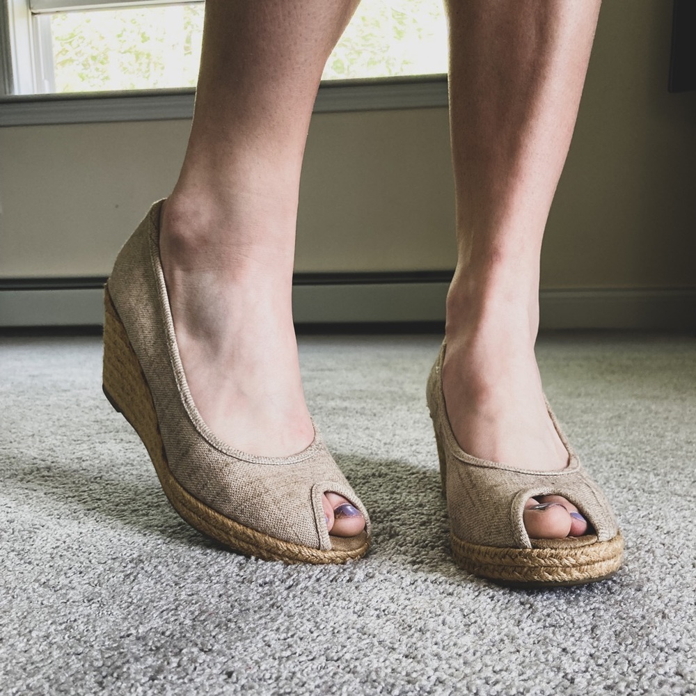 GAP | Open-toed Tan Heels | Size 7
